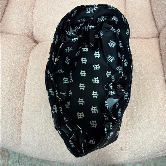 Jon Hart Black and White Organizer for Makeup case - Picture 2 of 2